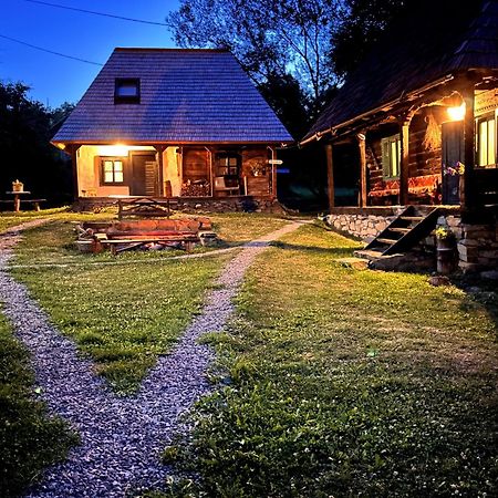 The Village Pension Breb Экстерьер фото