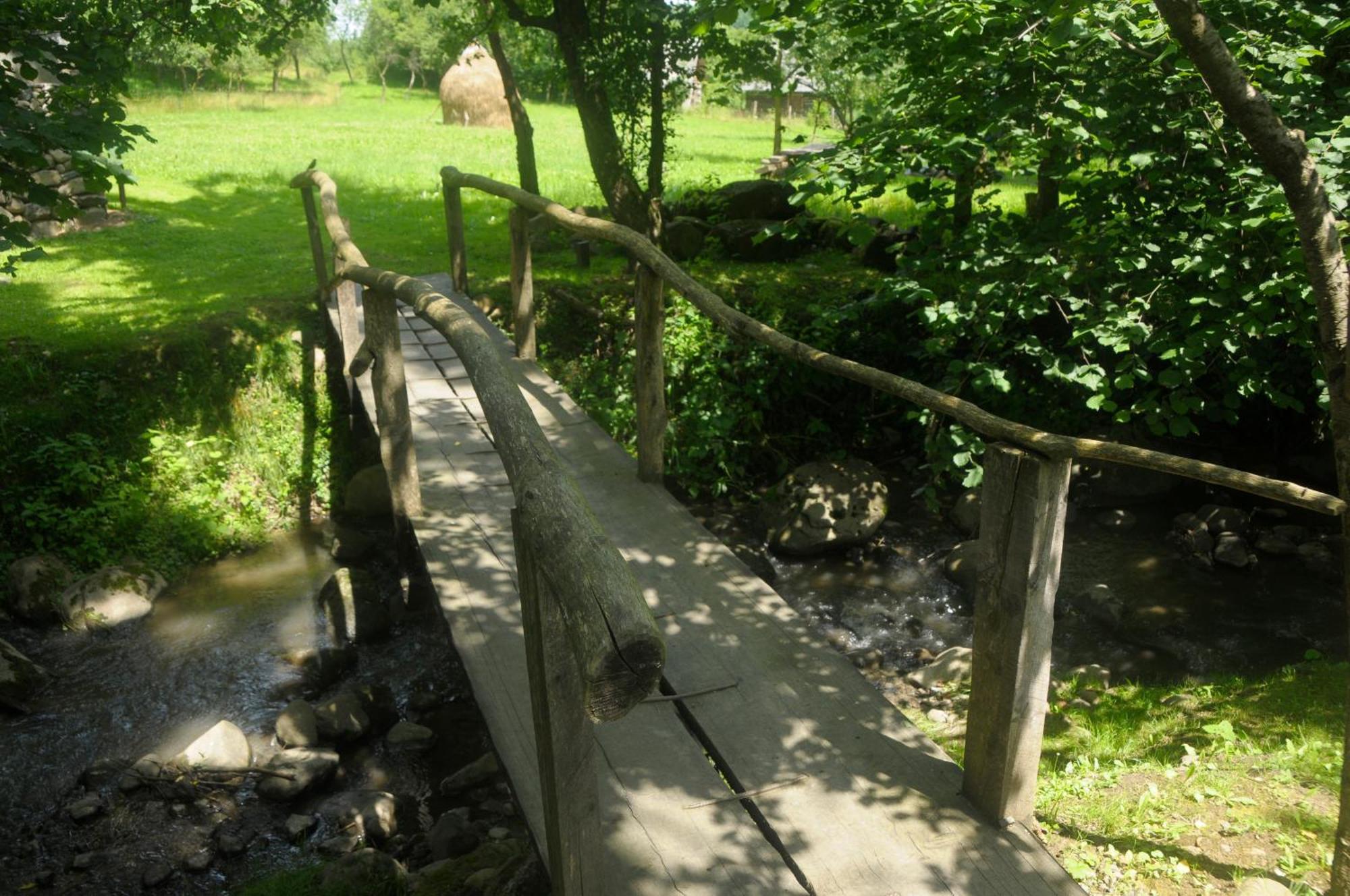 The Village Pension Breb Экстерьер фото