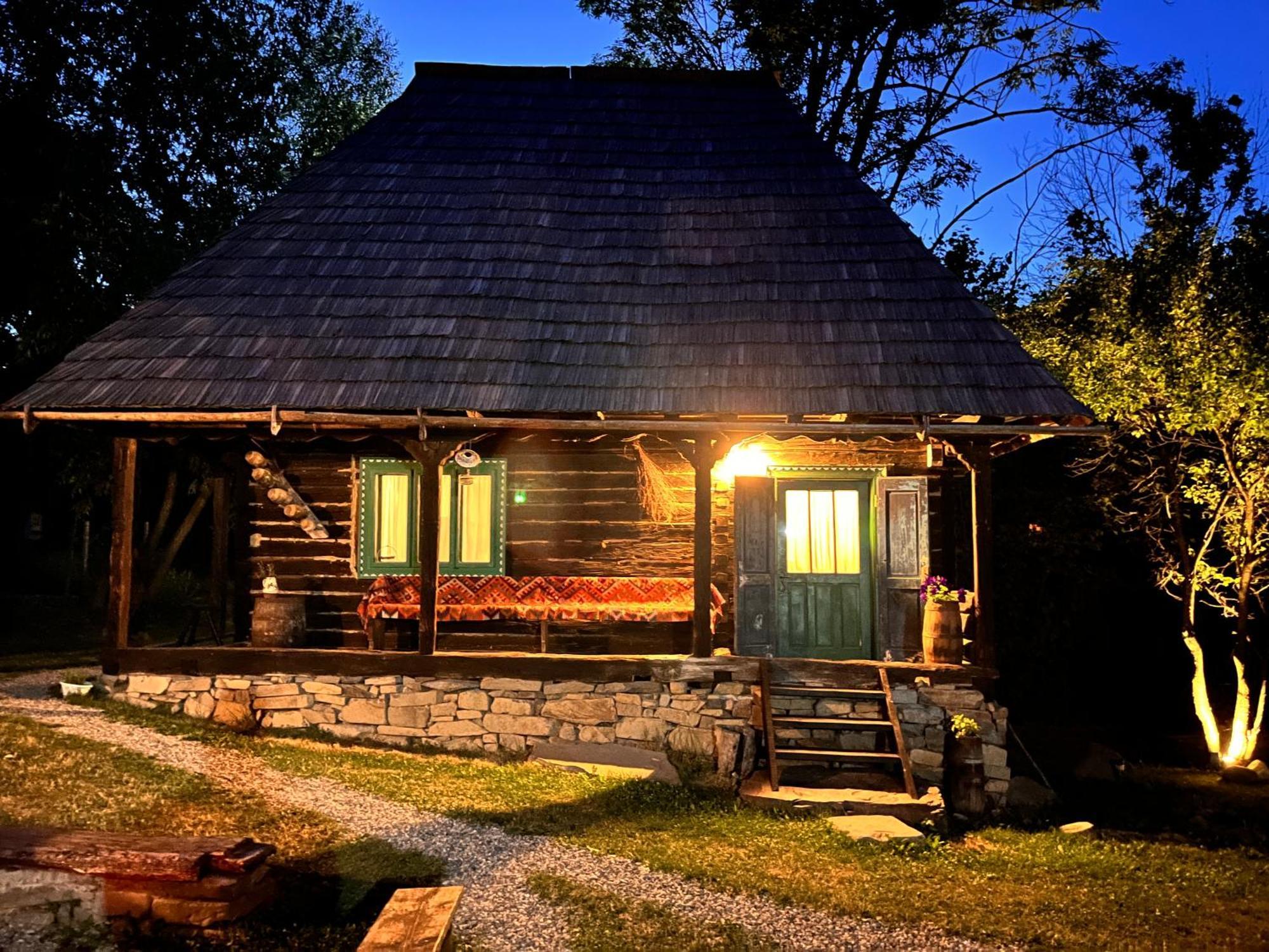 The Village Pension Breb Экстерьер фото