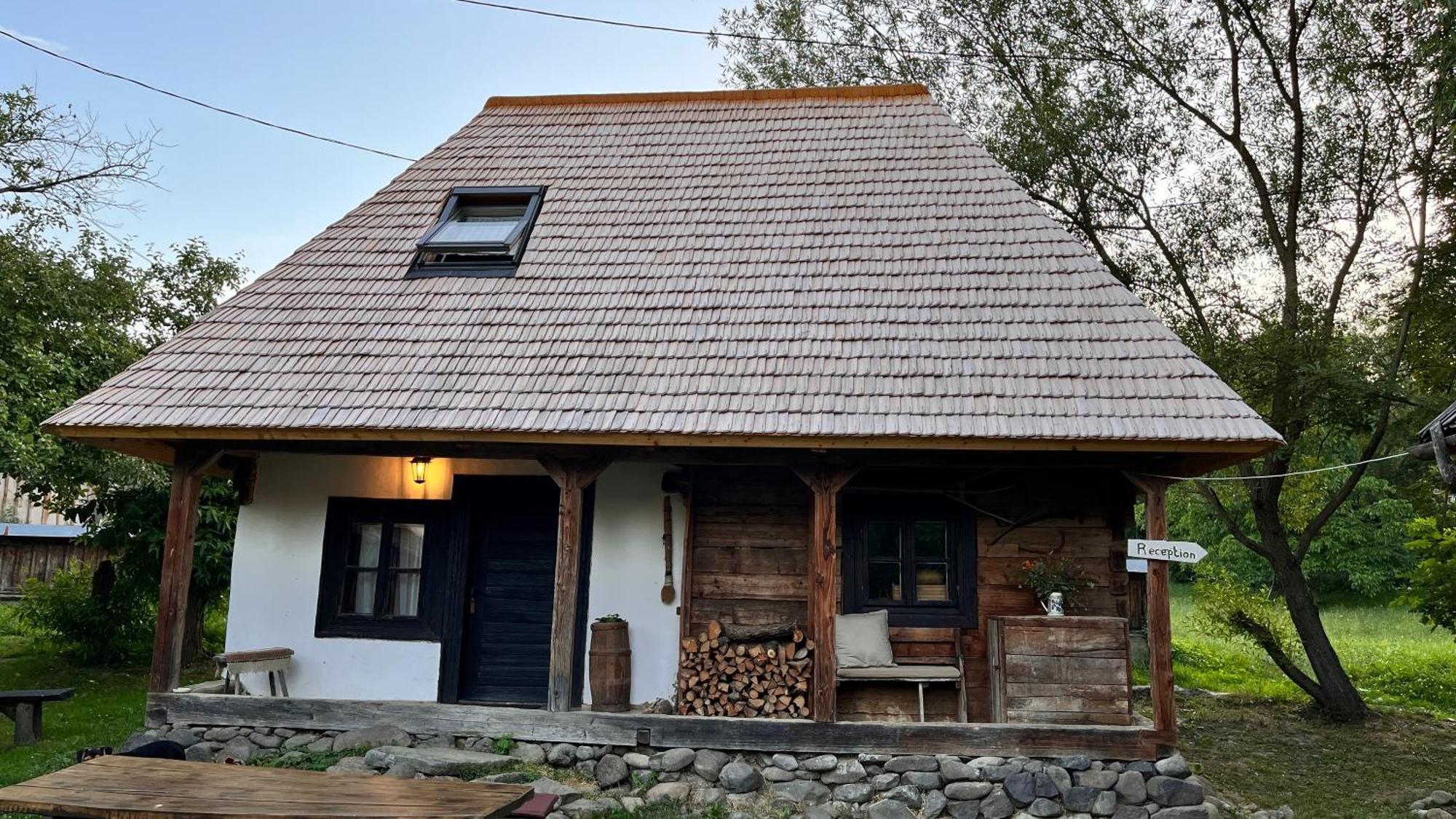 The Village Pension Breb Экстерьер фото