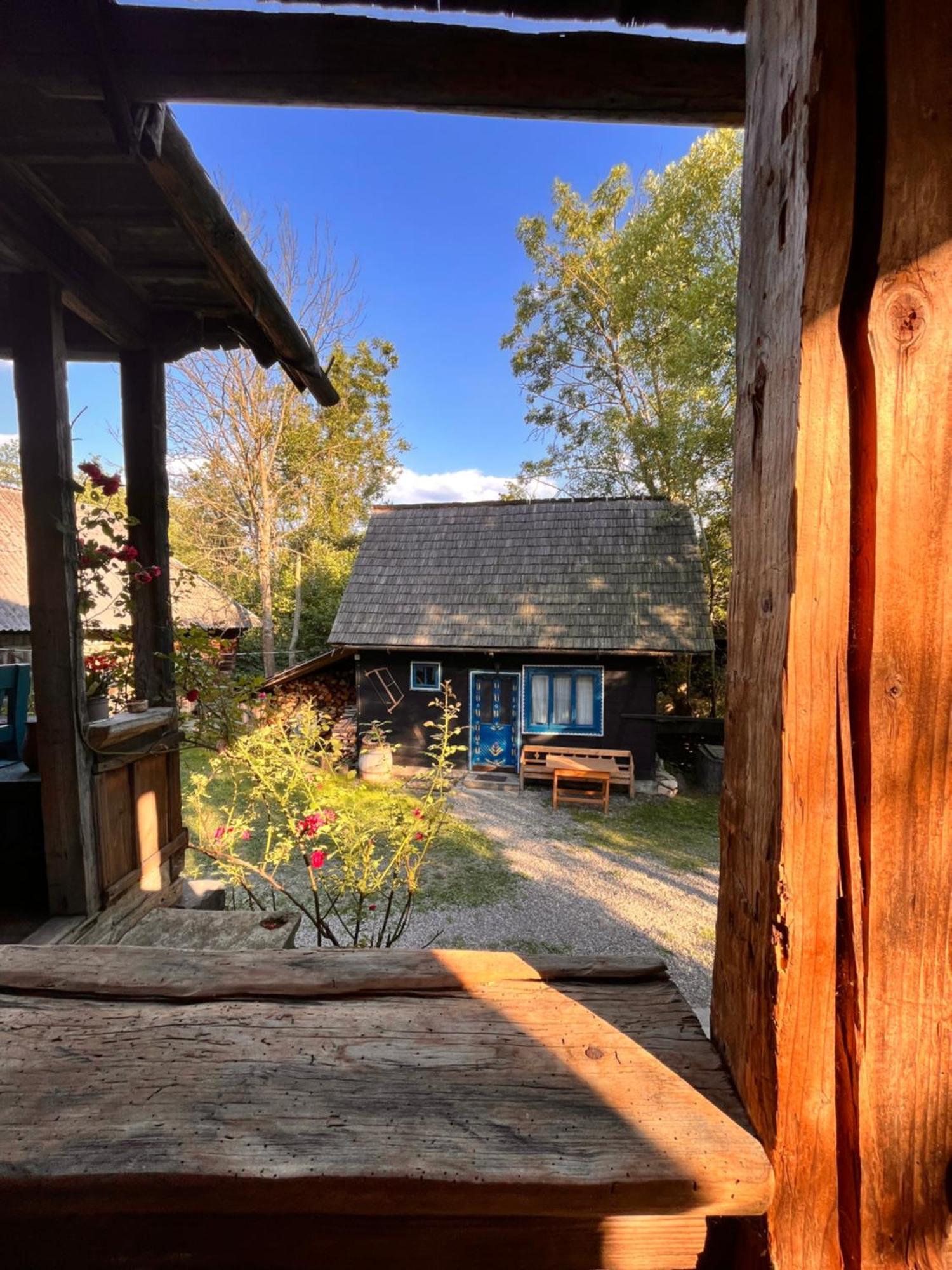 The Village Pension Breb Экстерьер фото