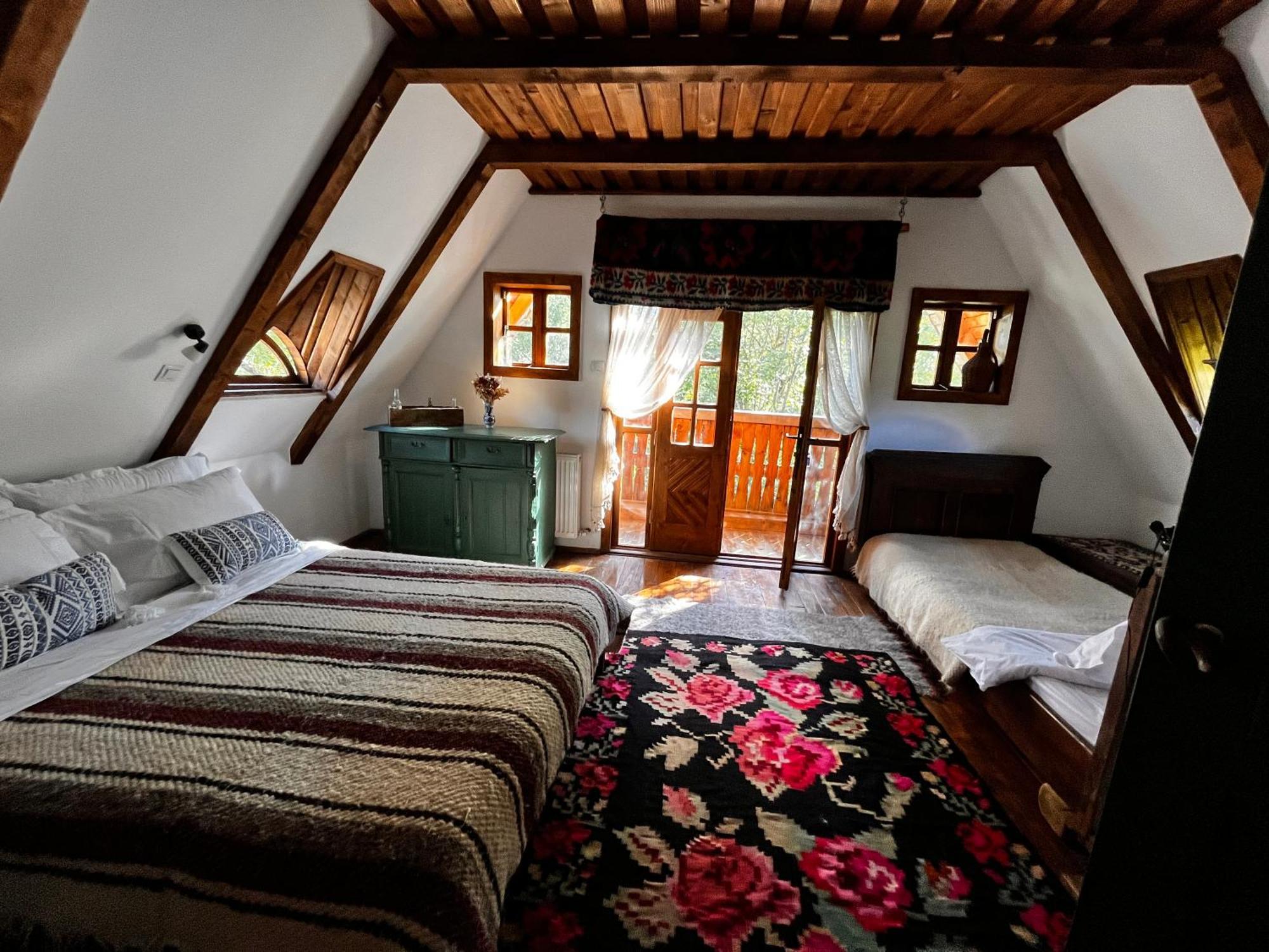 The Village Pension Breb Экстерьер фото