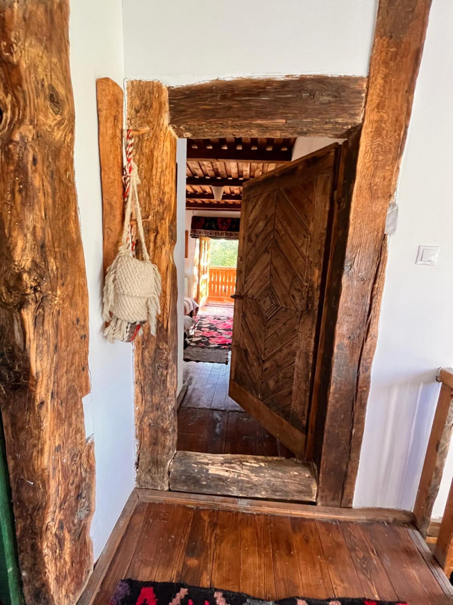 The Village Pension Breb Экстерьер фото